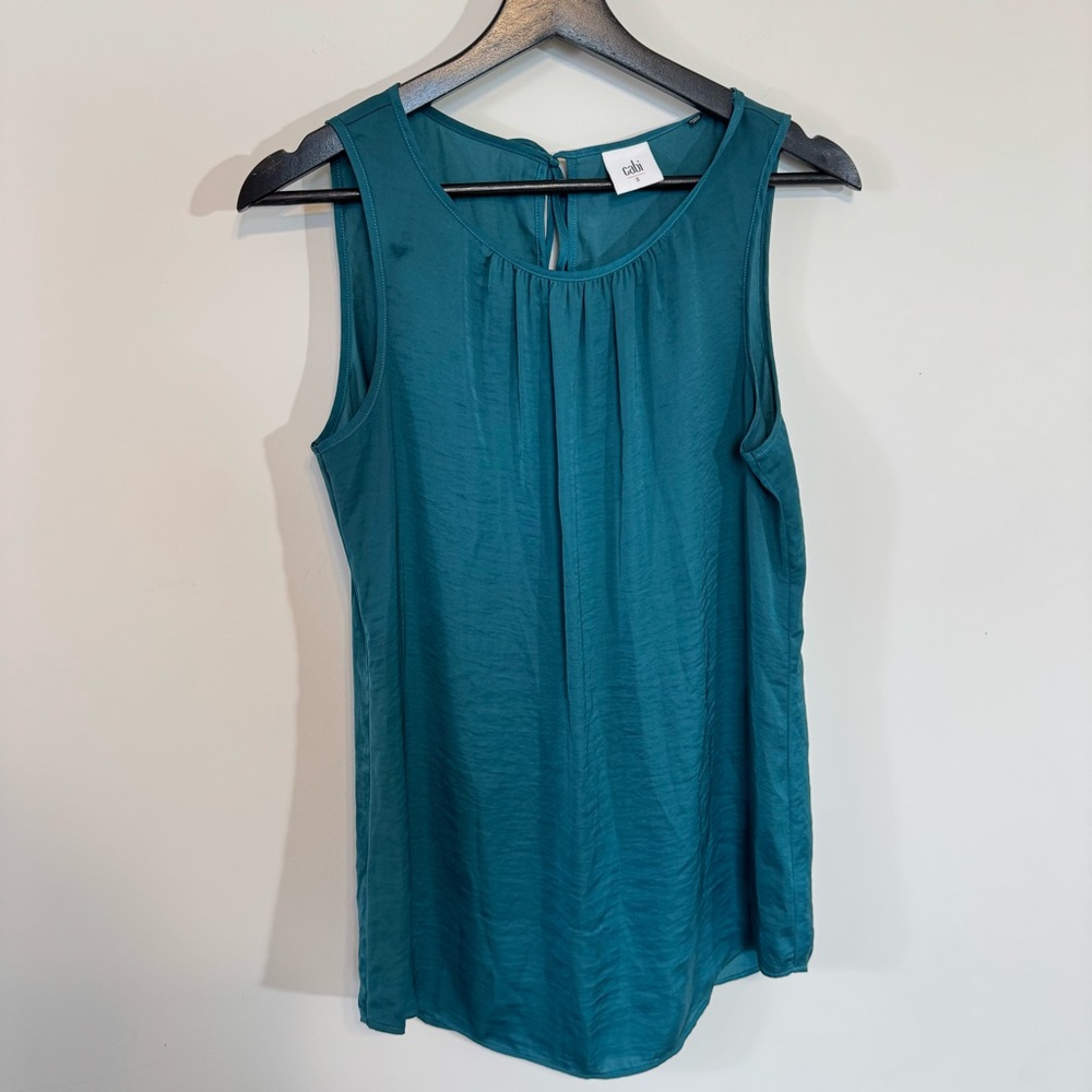 Cabi 3789 Mist Top Size Small Sleeveless Blouse Tie Back Neck Keyhole EUC